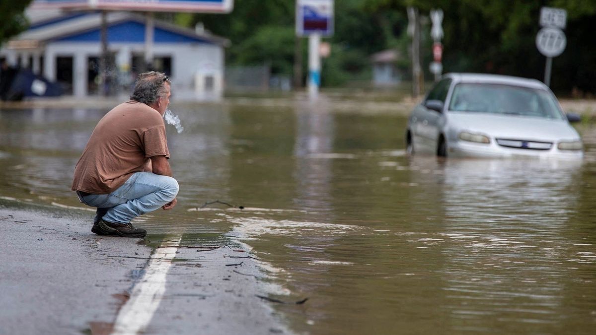 Kentucky postihly ničivé záplavy. Úřady evidují nejméně 15 mrtvých